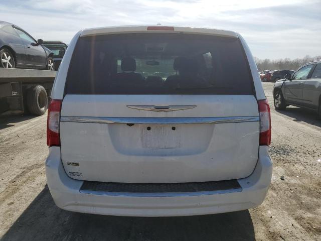 Photo 6 from auction – 2016 CHRYSLER TOWN & COU with VIN 2C4RC1BG9GR301106