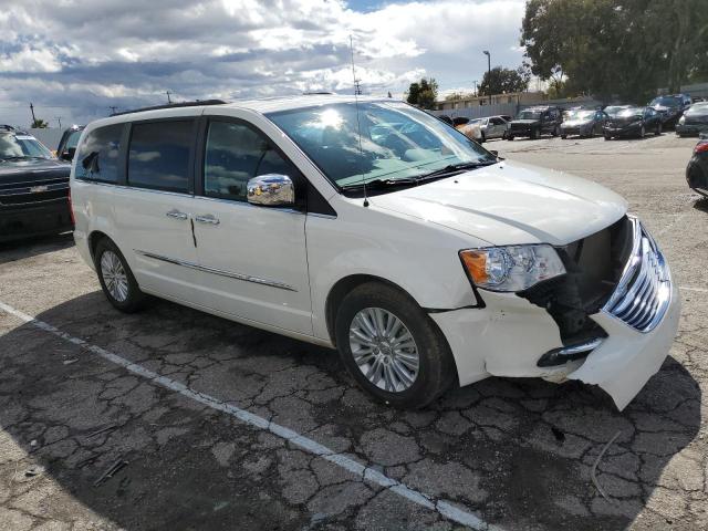 Photo 4 from auction – 2013 CHRYSLER TOWN & COU with VIN 2C4RC1CG1DR649802