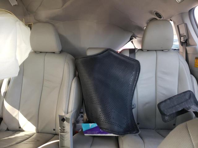 Photo 10 from auction – 2014 TOYOTA SIENNA XLE with VIN 5TDYK3DC6ES461663