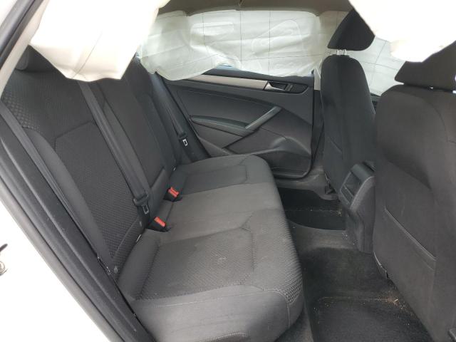 Photo 10 from auction – 2013 VOLKSWAGEN PASSAT S with VIN 1VWAP7A35DC129807