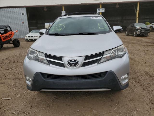 Photo 5 from auction – 2015 TOYOTA RAV4 XLE with VIN JTMWFREVXFD071550