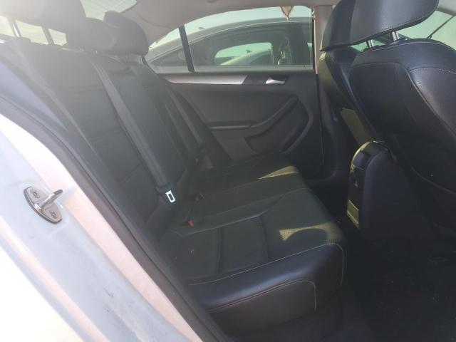 Photo 10 from auction – 2018 VOLKSWAGEN JETTA SE with VIN 3VWDB7AJ2JM210493
