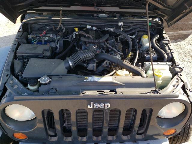 Photo 12 from auction – 2008 JEEP WRANGLER X with VIN 1J4FA24158L647293