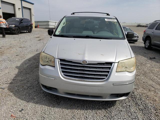 Photo 5 from auction – 2008 CHRYSLER TOWN & COU with VIN 2A8HR54P98R113582