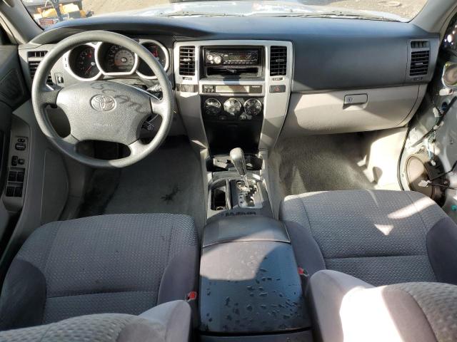Photo 8 from auction – 2004 TOYOTA 4RUNNER SR with VIN JTEZU14R848010076