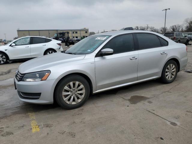 Photo 1 from auction – 2015 VOLKSWAGEN PASSAT S with VIN 1VWAT7A32FC033938