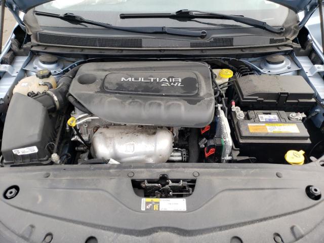 Photo 11 from auction – 2015 CHRYSLER 200 LIMITE with VIN 1C3CCCABXFN759289