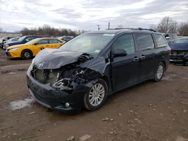 TOYOTA SIENNA XLE 2015 with VIN 5TDYK3DC0FS530655 - Photo from auction