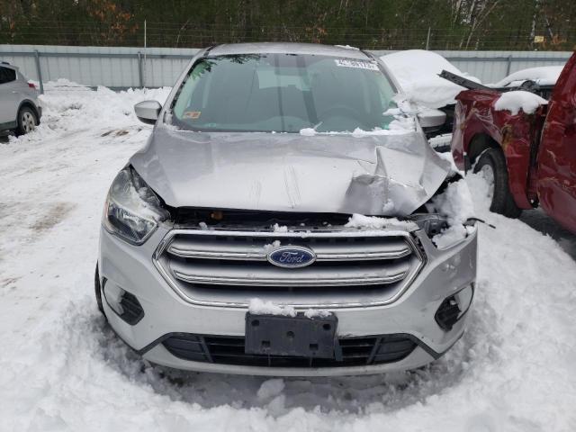 Photo 5 from auction – 2017 FORD ESCAPE SE with VIN 1FMCU9GD8HUC39200
