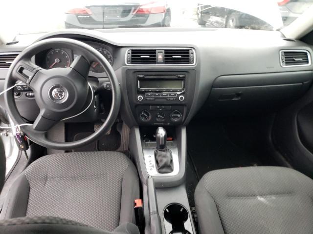 Photo 8 from auction – 2014 VOLKSWAGEN JETTA BASE with VIN 3VW2K7AJ9EM253113