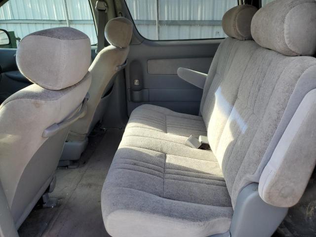 Photo 11 from auction – 2000 TOYOTA SIENNA CE with VIN 4T3ZF19C6YU172758