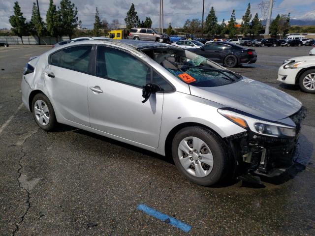 Photo 4 from auction – 2017 KIA FORTE LX with VIN 3KPFK4A71HE138186