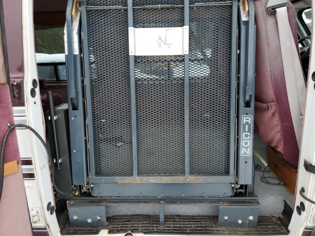 Photo 11 from auction – 1992 CHEVROLET G20 with VIN 1GBEG25K0N7113473