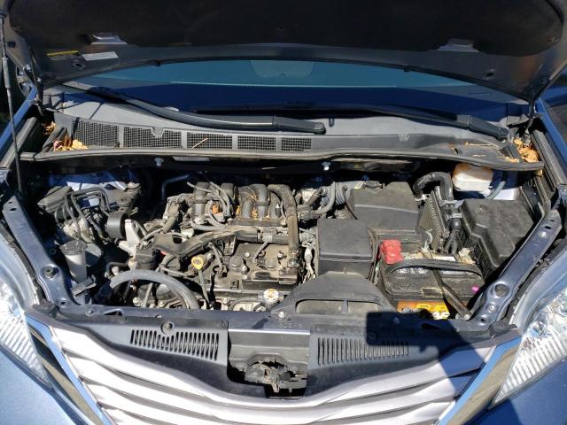 Photo 12 from auction – 2017 TOYOTA SIENNA XLE with VIN 5TDDZ3DC5HS163894