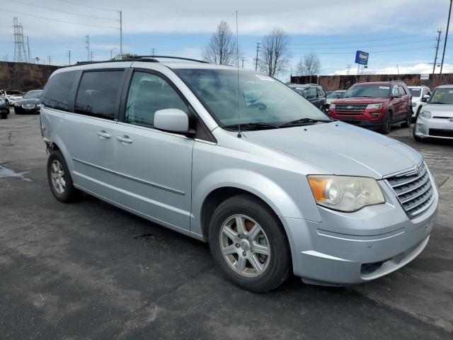 Photo 4 from auction – 2010 CHRYSLER TOWN & COU with VIN 2A4RR5D18AR103231