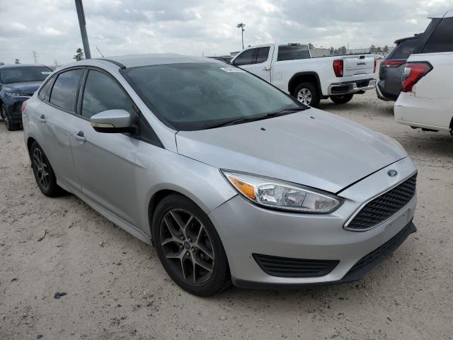 Photo 4 from auction – 2016 FORD FOCUS SE with VIN 1FADP3F22GL220777