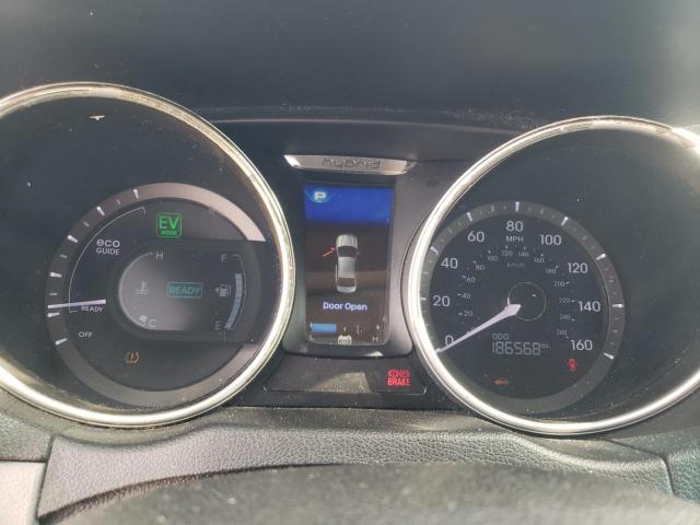 Photo 9 from auction – 2011 HYUNDAI SONATA HYB with VIN KMHEC4A49BA018186