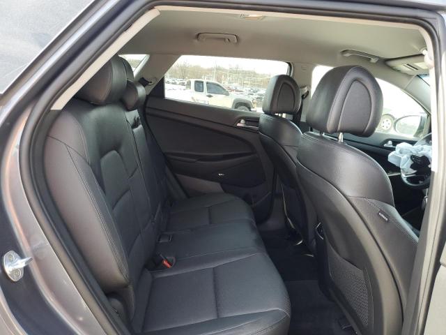 Photo 11 from auction – 2017 HYUNDAI TUCSON LIM with VIN KM8J3CA43HU418731