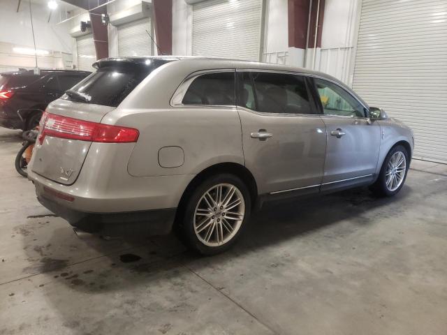 Photo 3 from auction – 2015 LINCOLN MKT with VIN 2LMHJ5AT4FBL03019