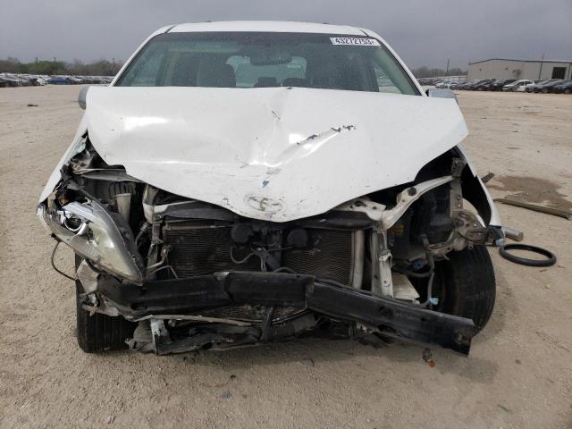 Photo 5 from auction – 2011 TOYOTA SIENNA LE with VIN 5TDKK3DC9BS094114