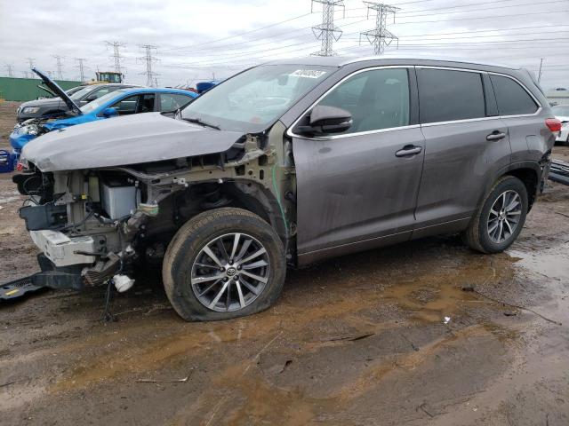TOYOTA HIGHLANDER 2018 with VIN 5TDJZRFH9JS841390 - Photo from auction