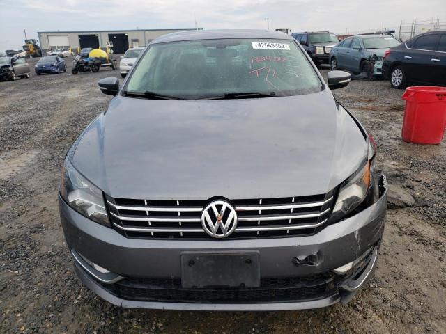 Photo 5 from auction – 2015 VOLKSWAGEN PASSAT SEL with VIN 1VWCV7A35FC007501