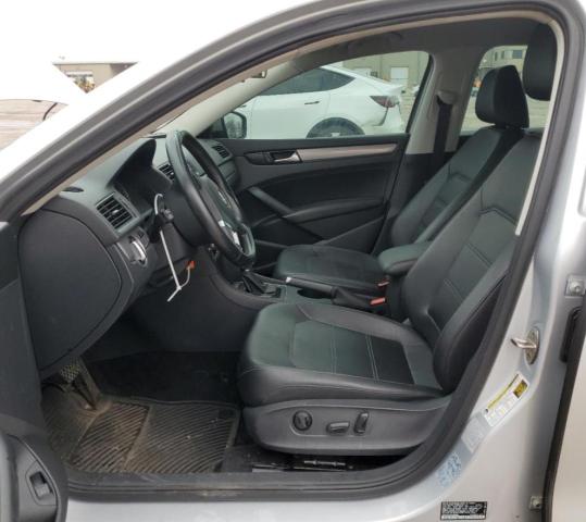 Photo 7 from auction – 2015 VOLKSWAGEN PASSAT S with VIN 1VWAT7A32FC033938