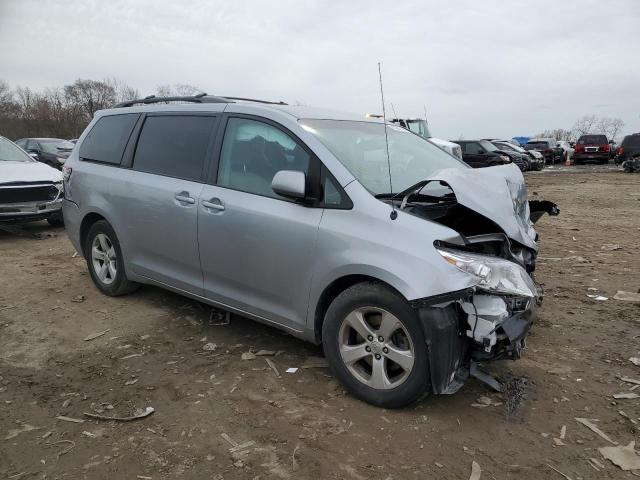 Photo 4 from auction – 2011 TOYOTA SIENNA LE with VIN 5TDKK3DC7BS079529