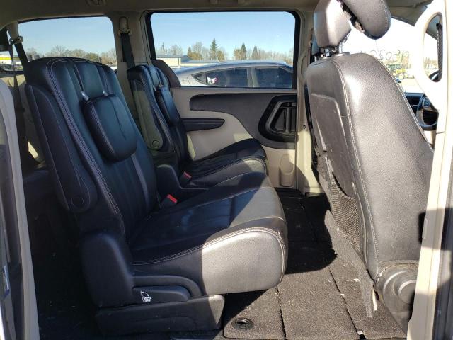 Photo 11 from auction – 2014 CHRYSLER TOWN & COU with VIN 2C4RC1BG4ER443862