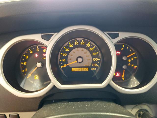 Photo 9 from auction – 2004 TOYOTA 4RUNNER SR with VIN JTEBU14R840034748