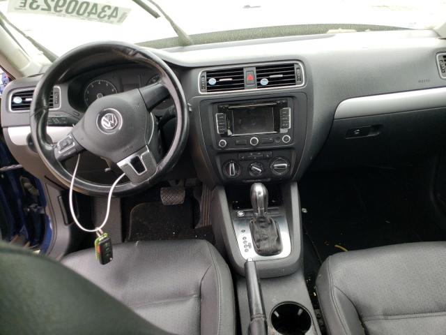 Photo 8 from auction – 2011 VOLKSWAGEN JETTA SEL with VIN 3VWLZ7AJ2BM399221