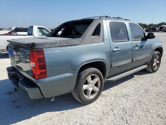 Photo 3 from auction – 2011 CHEVROLET AVALANCHE with VIN 3GNMCFE05BG318612