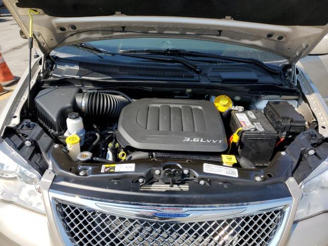 Photo 12 from auction – 2014 CHRYSLER TOWN & COU with VIN 2C4RC1BG4ER333183