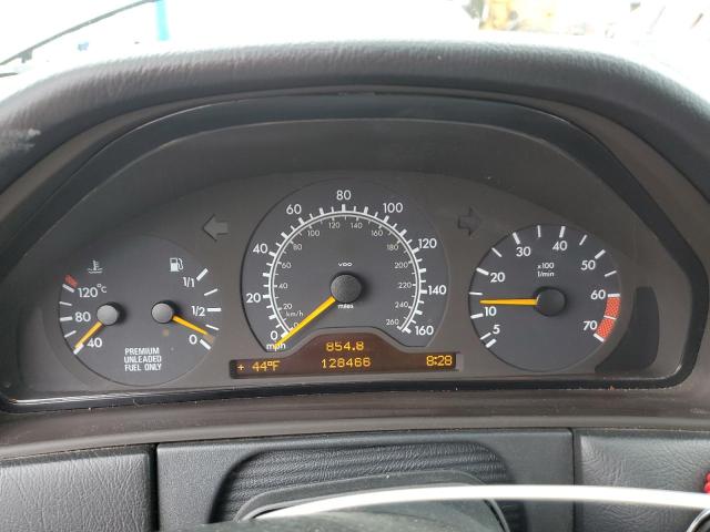 Photo 9 from auction – 1998 MERCEDES-BENZ E 320 with VIN WDBJF65FXWA520856