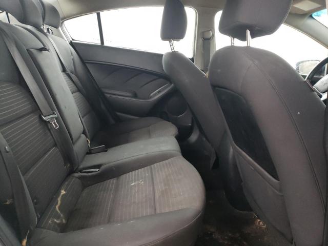 Photo 10 from auction – 2018 KIA FORTE LX with VIN 3KPFL4A70JE201331
