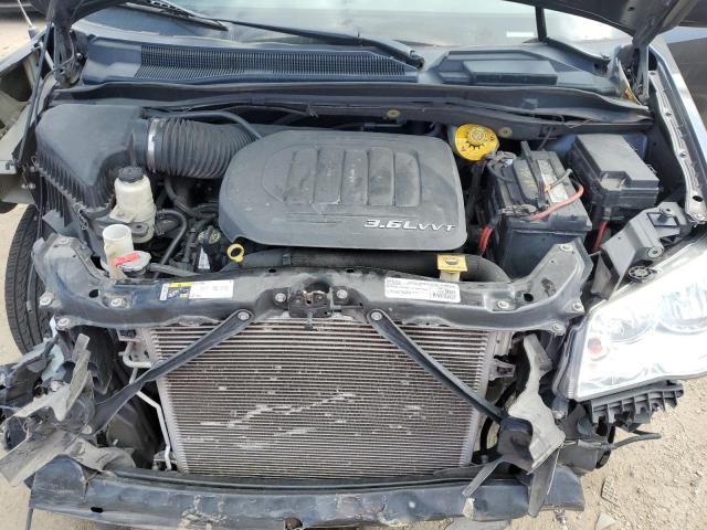 Photo 12 from auction – 2016 CHRYSLER TOWN & COU with VIN 2C4RC1BG7GR296617