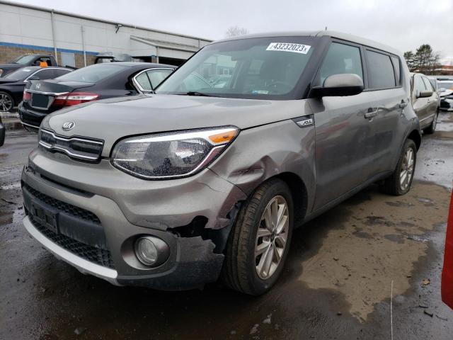 KIA SOUL + 2018 z numerem VIN KNDJP3A56J7565910 - Zdjęcie z aukcji
