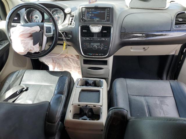 Photo 8 from auction – 2016 CHRYSLER TOWN & COU with VIN 2C4RC1BG7GR296617