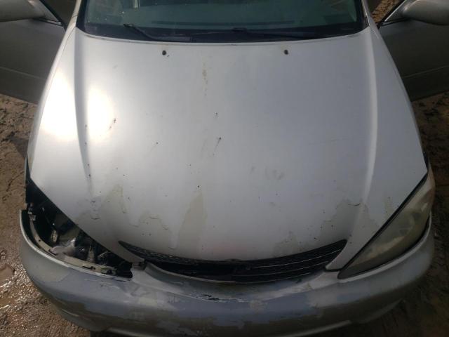 Photo 11 from auction – 2005 TOYOTA CAMRY LE with VIN 4T1BF32K95U101119