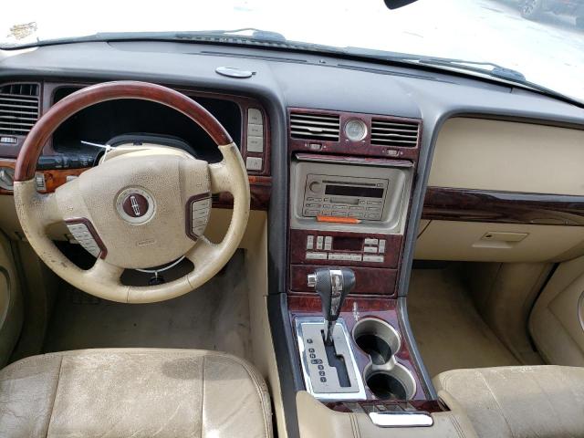 Photo 8 from auction – 2005 LINCOLN NAVIGATOR with VIN 5LMFU27505LJ01484