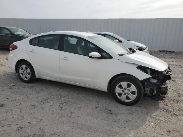 Photo 4 from auction – 2018 KIA FORTE LX with VIN 3KPFK4A74JE270185