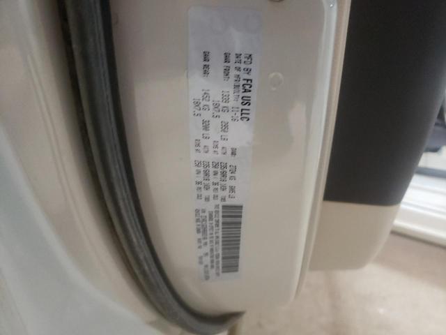 Photo 10 from auction – 2017 CHRYSLER PACIFICA L with VIN 2C4RC1GG9HR603148