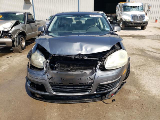 Photo 5 from auction – 2005 VOLKSWAGEN JETTA with VIN 3VWSF71KX5M615902