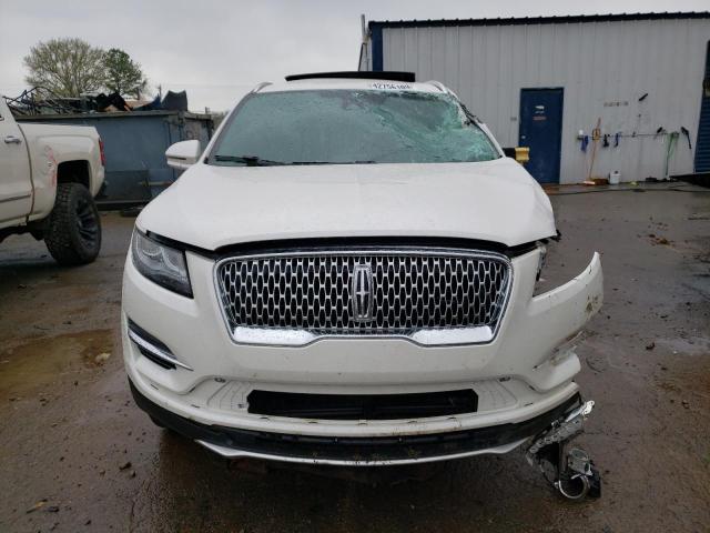 Photo 5 from auction – 2019 LINCOLN MKC RESERV with VIN 5LMCJ3C97KUL01889