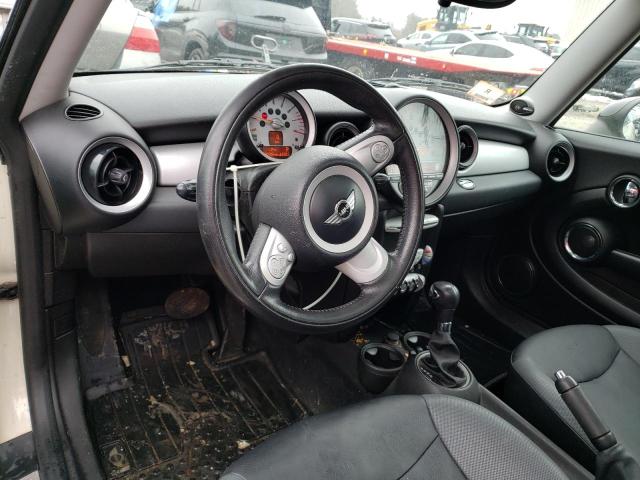 Photo 8 from auction – 2010 MINI COOPER with VIN WMWMF3C57ATZ66853