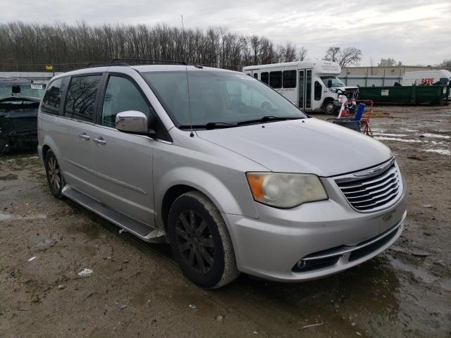 Photo 4 from auction – 2011 CHRYSLER TOWN & COU with VIN 2A4RR8DG8BR713587