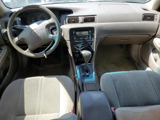 Photo 8 from auction – 2000 TOYOTA CAMRY CE with VIN 4T1BG22K0YU945271