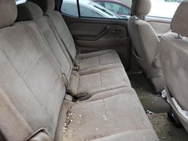 Photo 11 from auction – 2001 TOYOTA SEQUOIA SR with VIN 5TDBT44AX1S023942