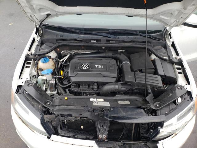 Photo 11 from auction – 2014 VOLKSWAGEN JETTA SE with VIN 3VWD17AJ2EM404188