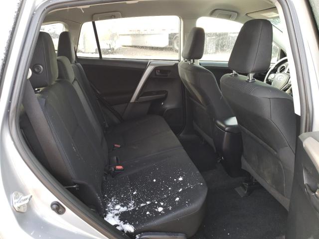 Photo 11 from auction – 2018 TOYOTA RAV4 LE with VIN 2T3ZFREV3JW408861